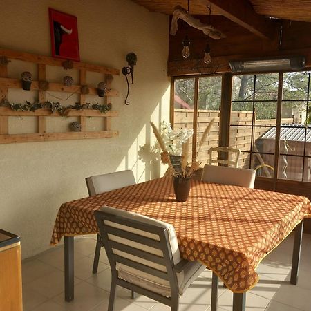 Les Coronilles Bed & Breakfast Beaucaire  Luaran gambar