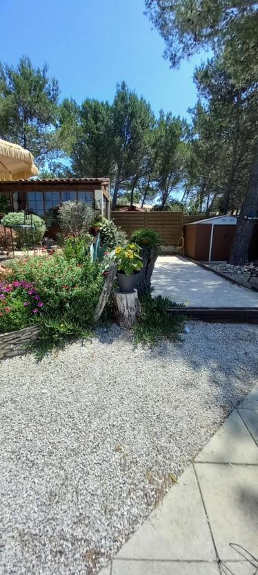 Les Coronilles Bed & Breakfast Beaucaire  Luaran gambar